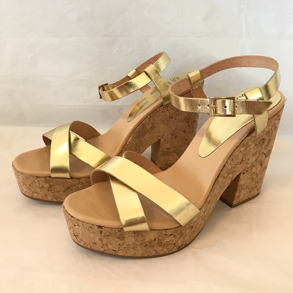 ANDRE ASSOUS Gold Leather Cork Platform Sandals - Picture 14 of 16